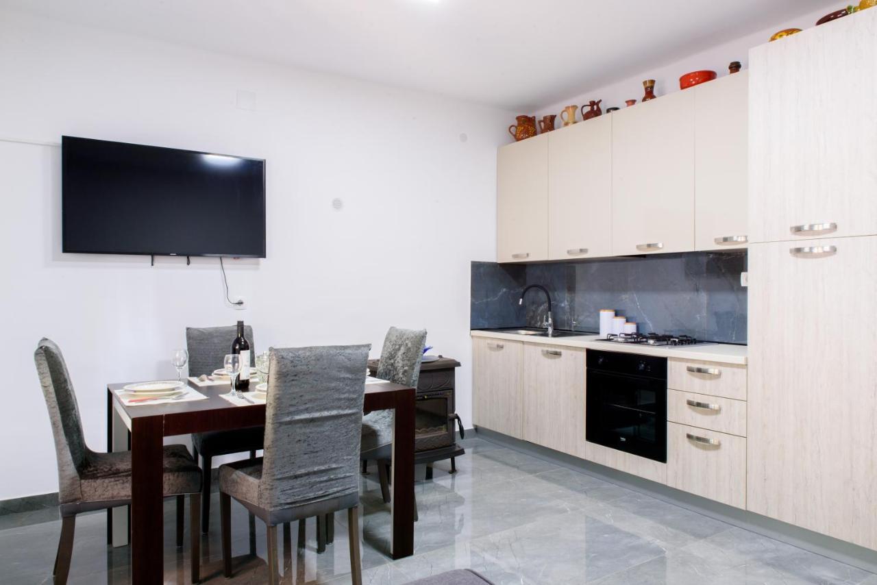 Apartman Lu Jesenice  Zewnętrze zdjęcie